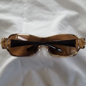 Chanel Sunglasses authentic with box